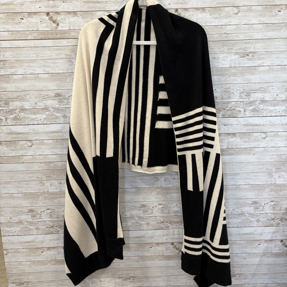 Nordstrom Collection 100% Cashmere Scarf Black Ivory Geometric Art Deco One Size
